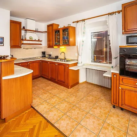 Apartmant Ivan Apartment *